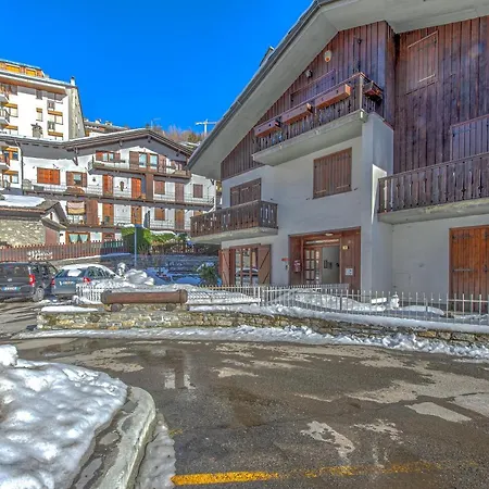 Casa Julie - Cour 0157 - Accogliente Rifugio Nella Quiete Appartement *