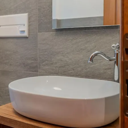 Casa Julie - Accogliente Rifugio Nella Quiete - Cour 0157 Апартаменты