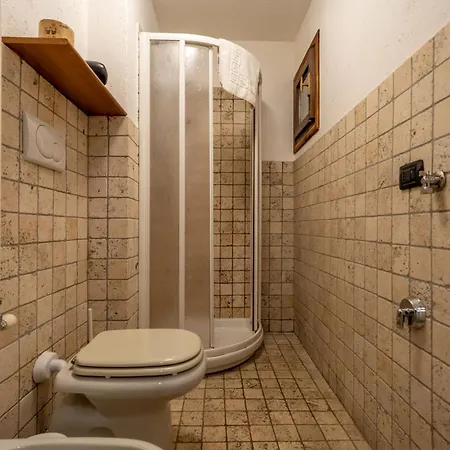 Апартаменты Casa Julie - Accogliente Rifugio Nella Quiete - Cour 0157 *