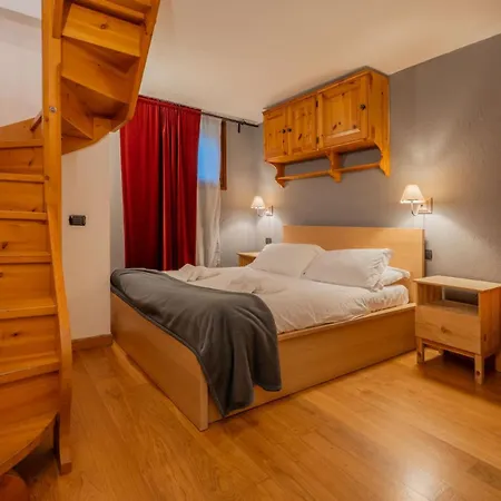 Casa Julie - Accogliente Rifugio Nella Quiete - Cour 0157 Appartamento Courmayeur