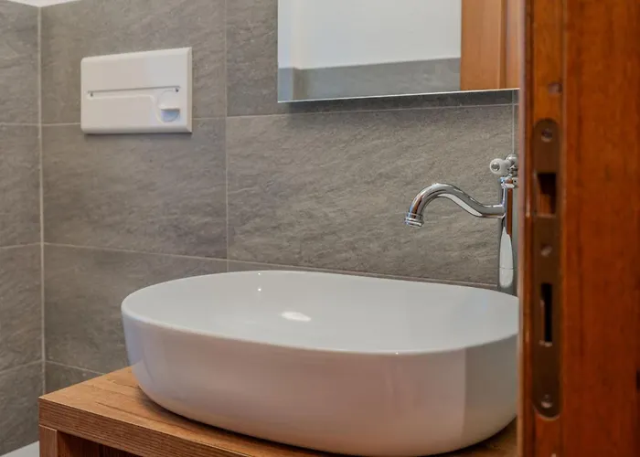 Casa Julie - Accogliente Rifugio Nella Quiete - Cour 0157 Апартаменти