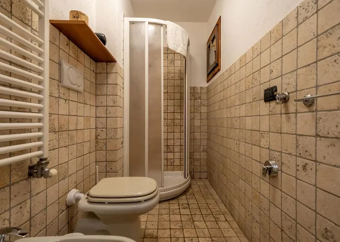 Lejlighed Casa Julie - Accogliente Rifugio Nella Quiete - Cour 0157 *